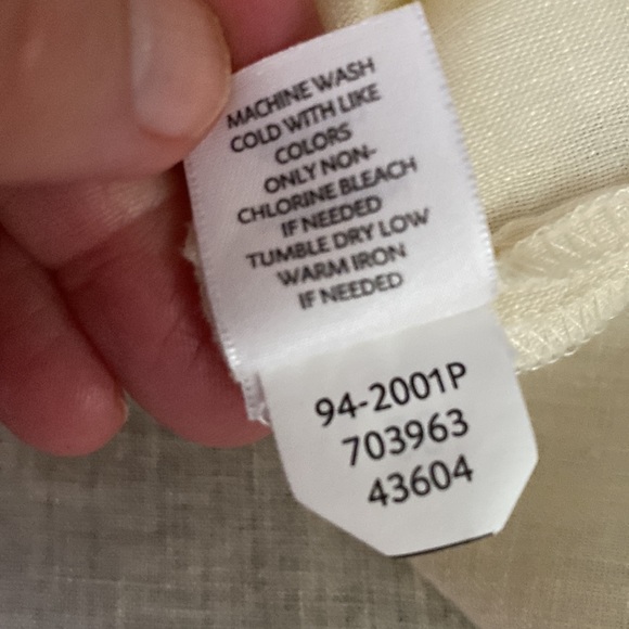 J.Jill Linen shirt.  Size Petite XL.  Pale  yellow - Picture 6 of 6